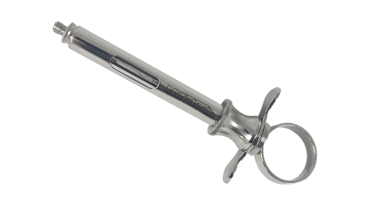 Aspirating Syringe Petite